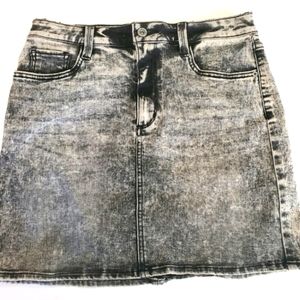 Arizona black washed denim mini skirt size 5